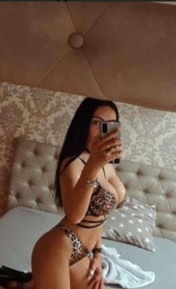 Escort Galiya, Newtown id2416